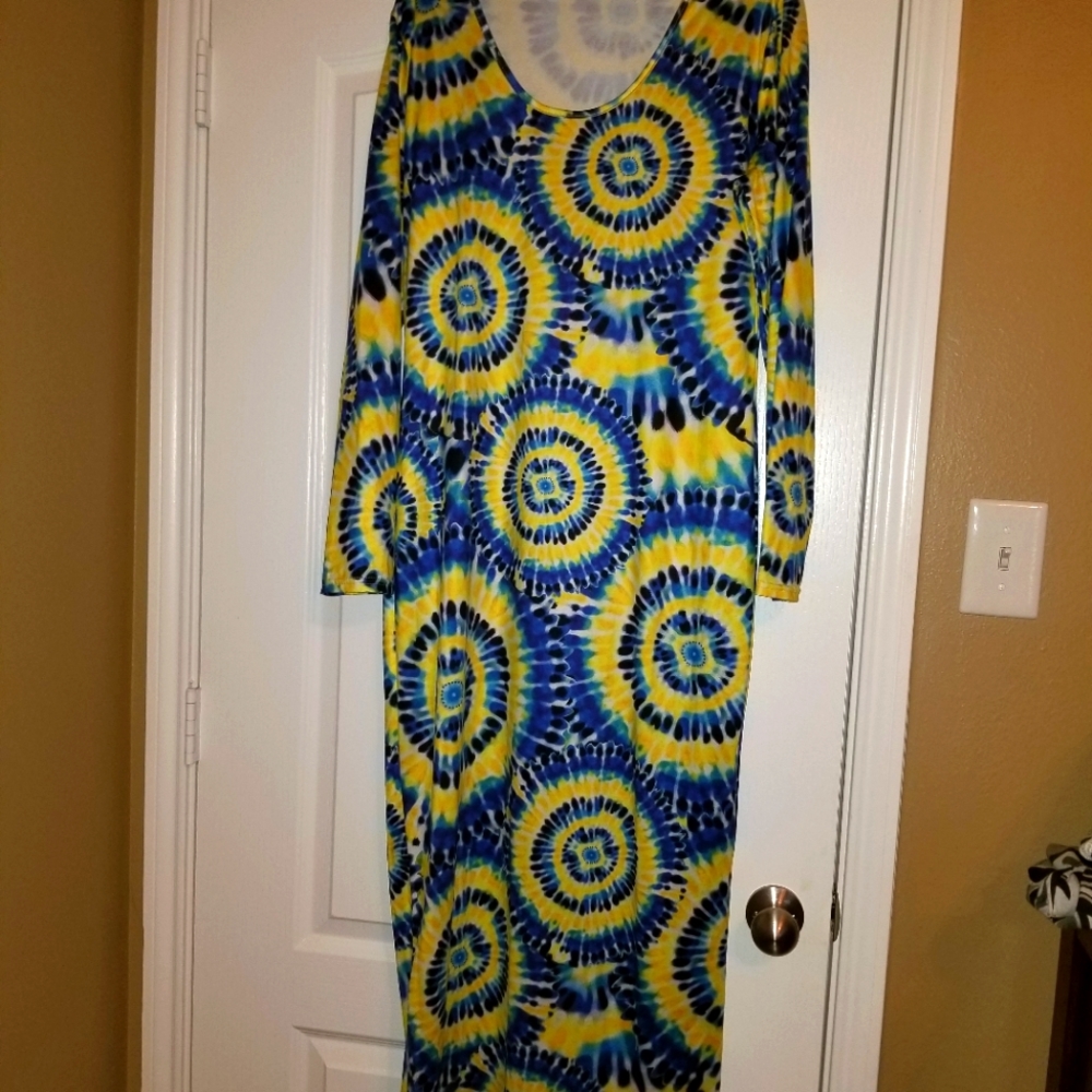 Bodycon Dress - Picture 2 of 3
